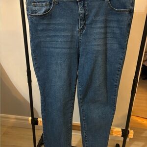 Women's Blue Cropped Jeans
